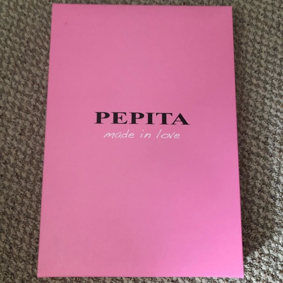 NWT in gift box Pepita love nightgown - Picture 4 of 4